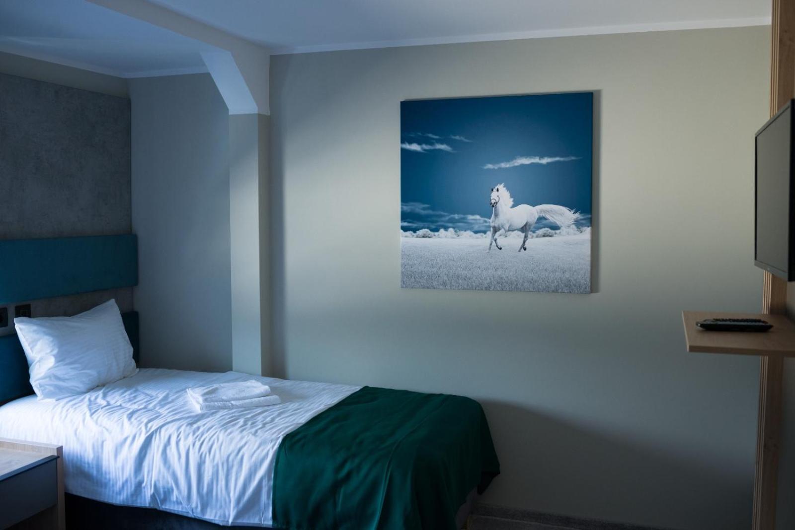 Hotel Plutitor Lebada Bicaz Εξωτερικό φωτογραφία